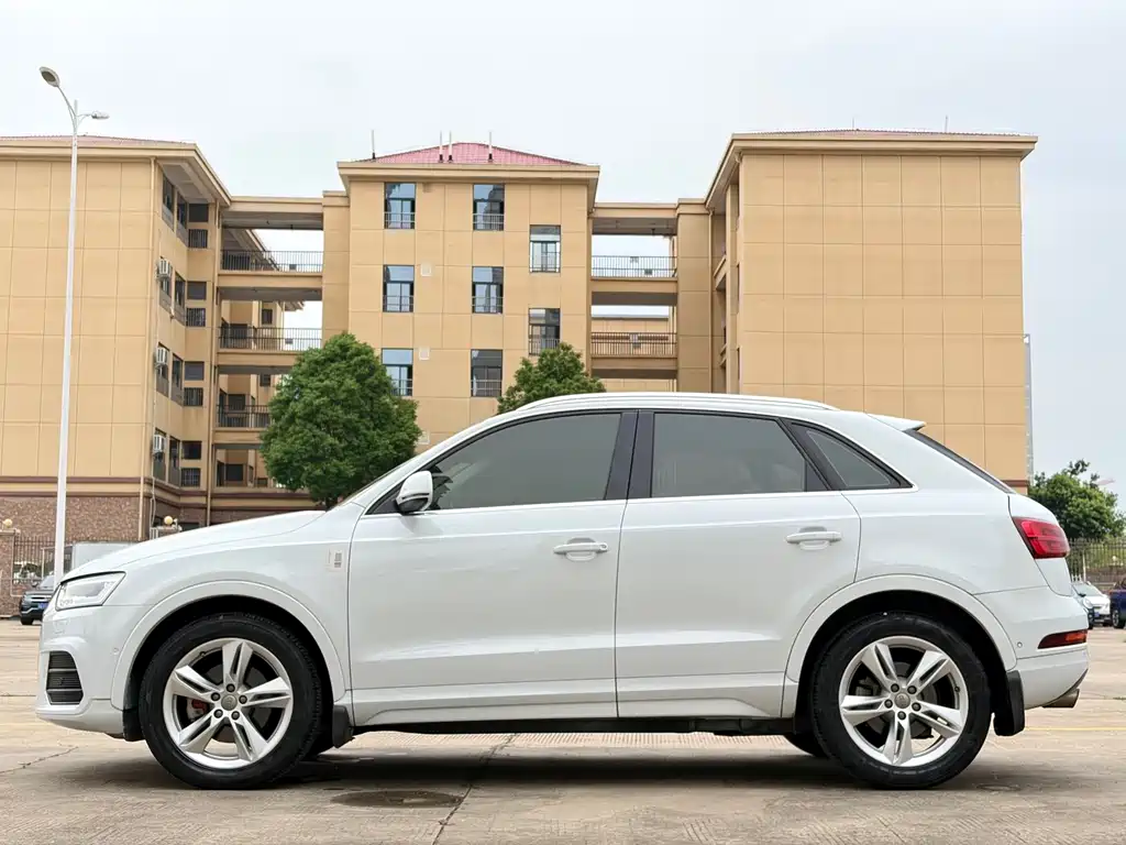 Audi Q3 2017 — фото 4
