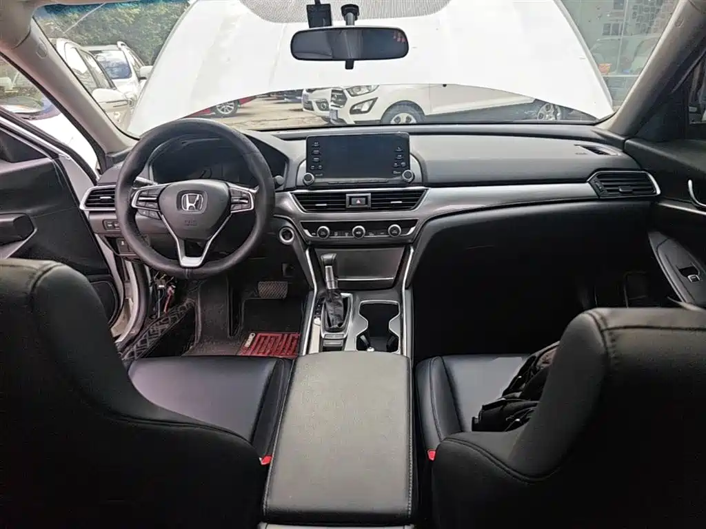 Honda Accord 2021 — фото 10