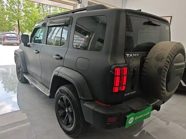 Tank 300 2022
