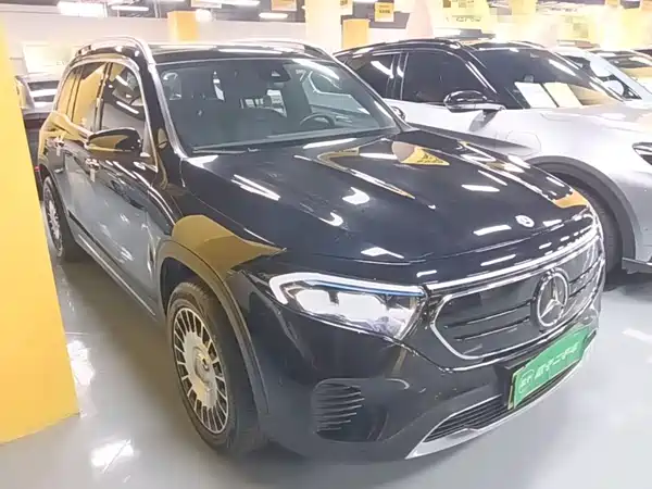 Mercedes-Benz EQB 2023