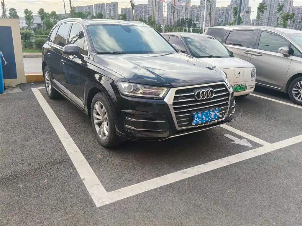 Audi Q7 2017 — фото 3