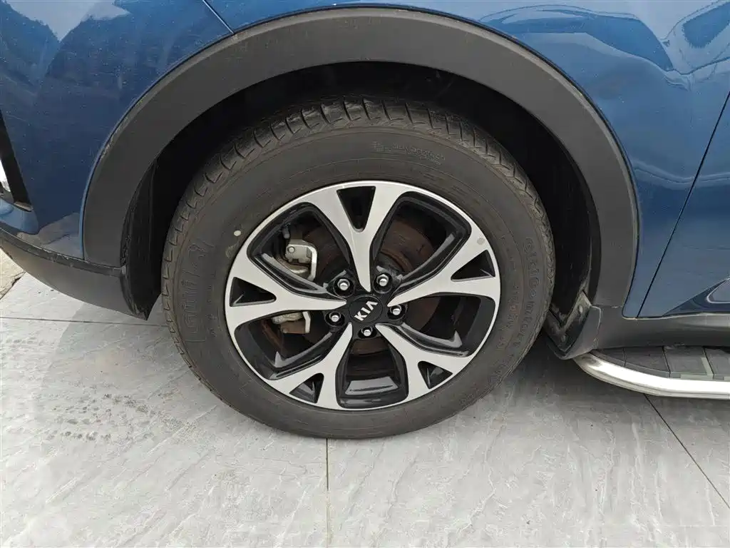 Kia KX3 2016 — фото 22