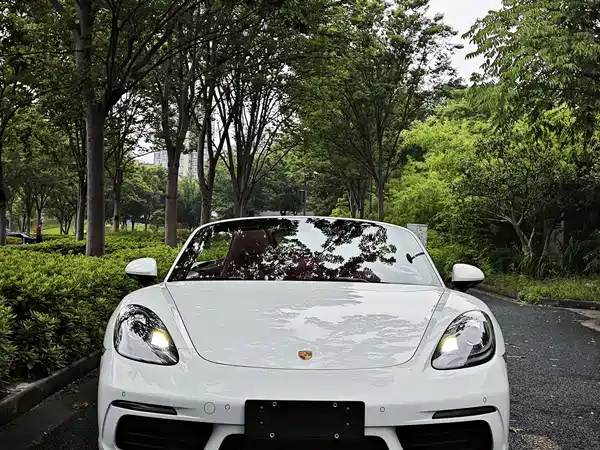 Porsche 718 2023