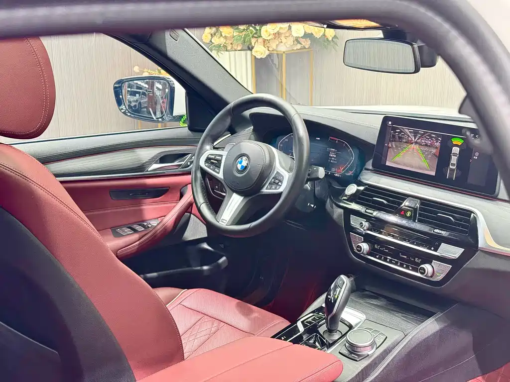 BMW 5 Series 2021 — фото 13