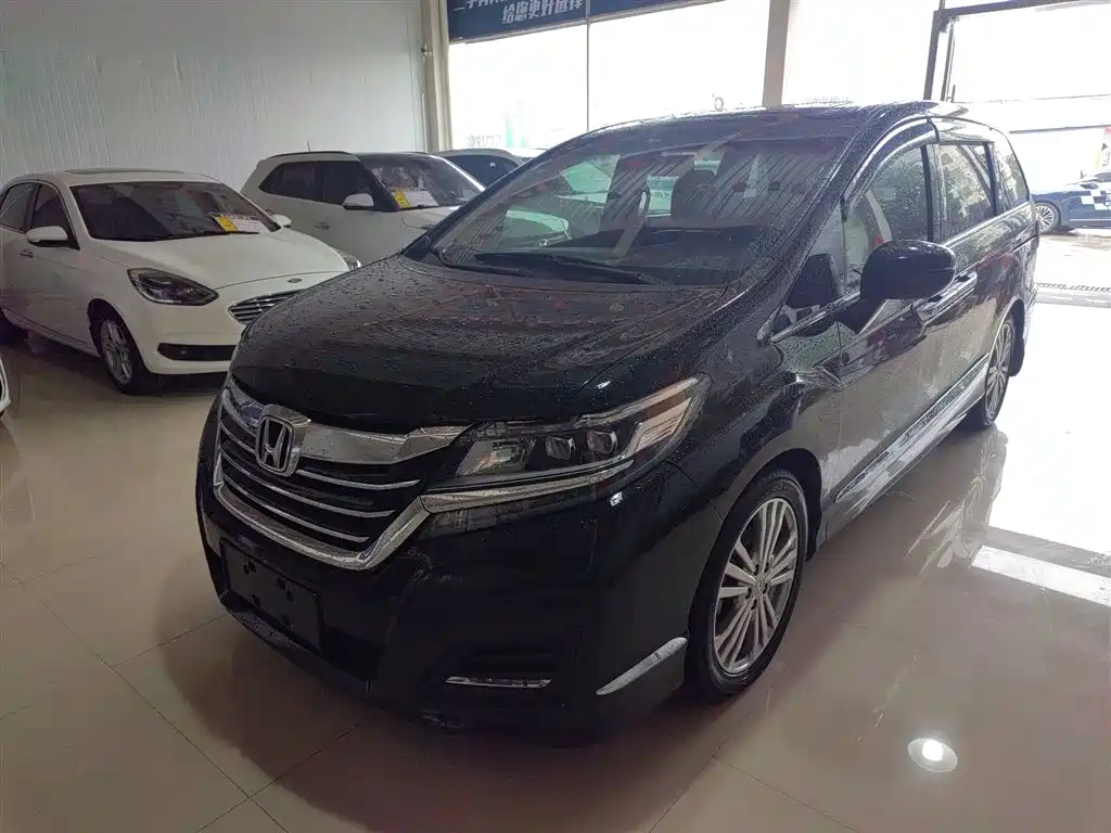 Honda Elysion 2019 — фото 1