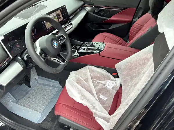BMW 5 Series 2025