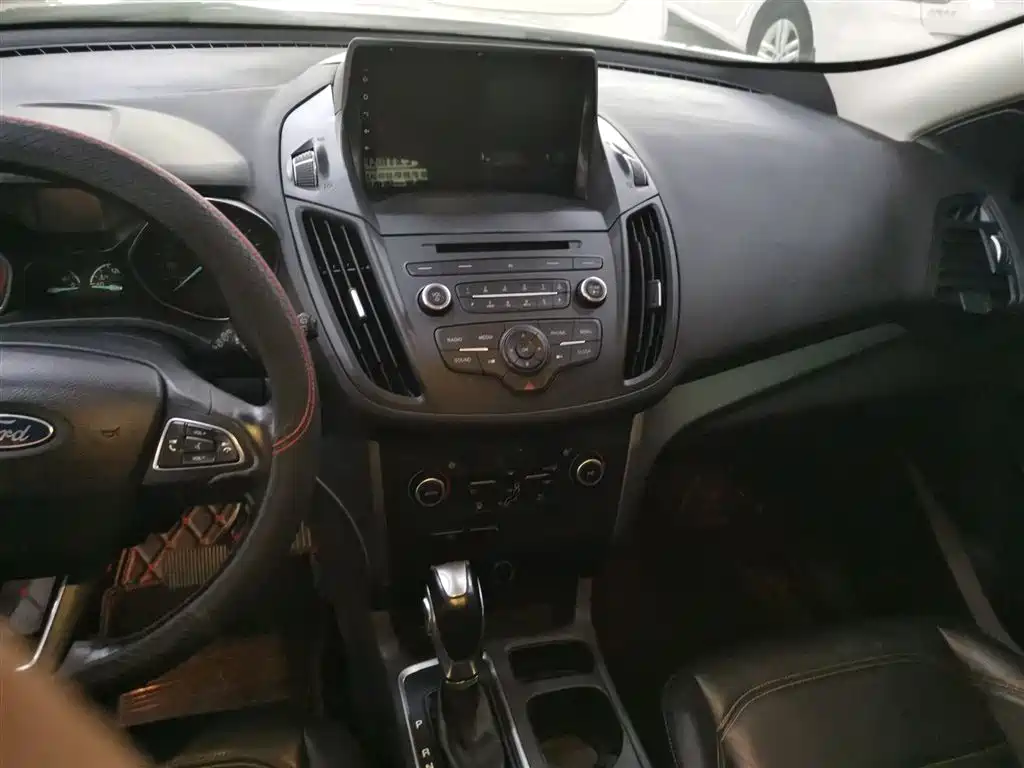Ford Kuga 2018 — фото 10