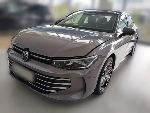 Volkswagen Passat 2024