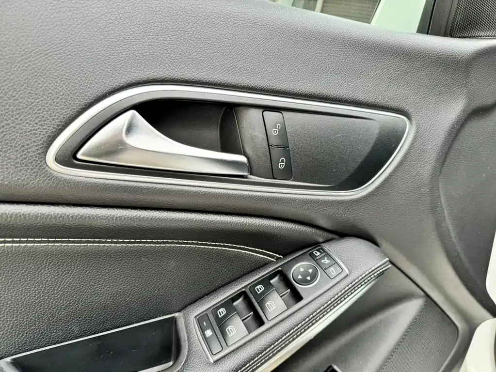 Mercedes-Benz CLA 2018 — фото 14