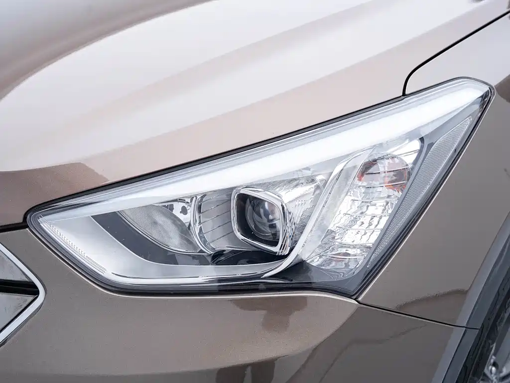 Hyundai Santa Fe 2013 — фото 18