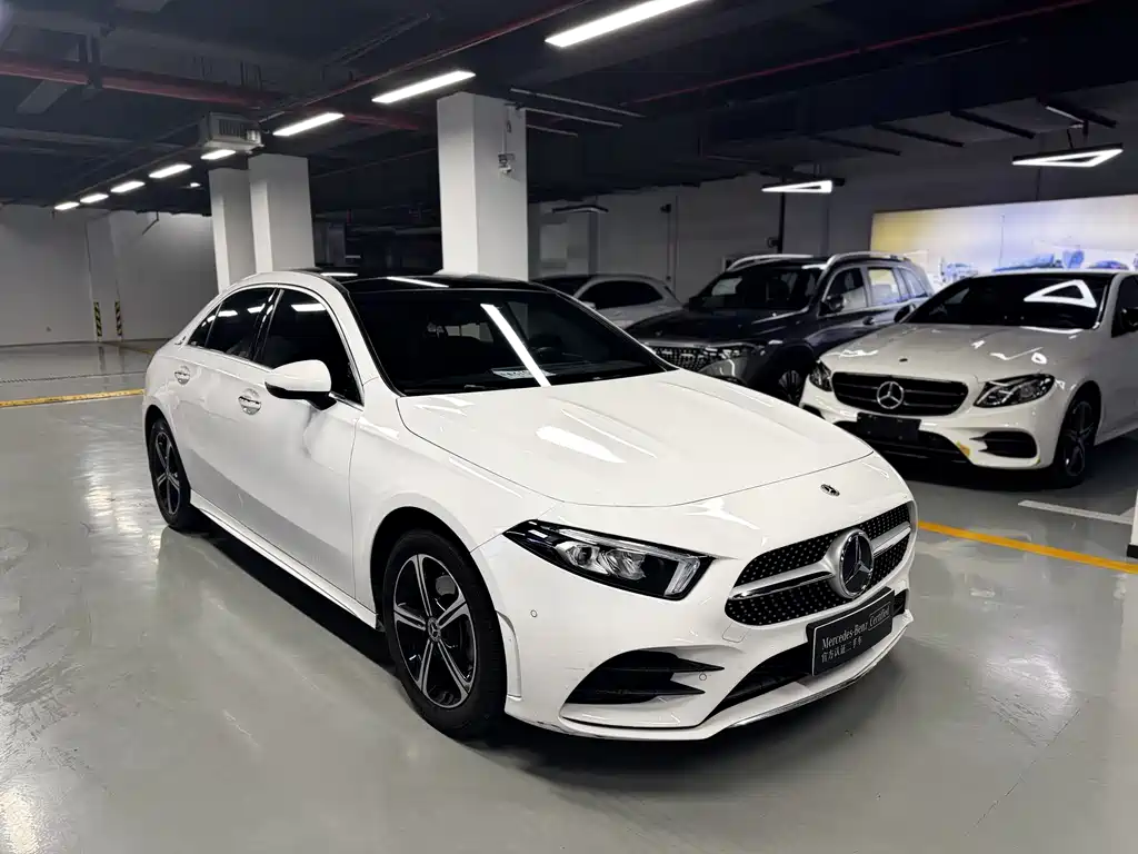 Mercedes-Benz A-Class 2022 — фото 3