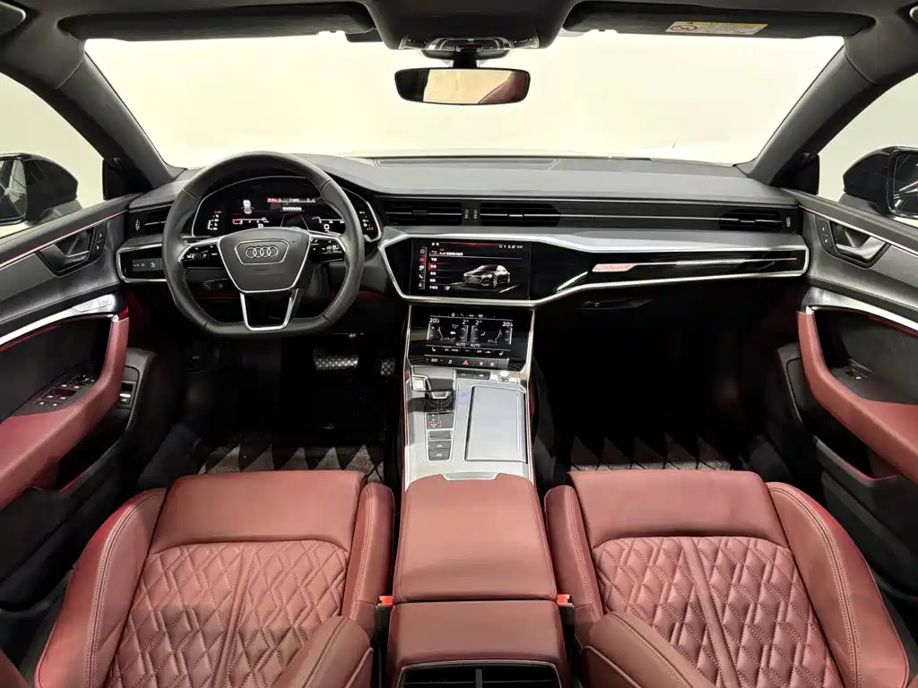 Audi A7L 2024 — фото 10
