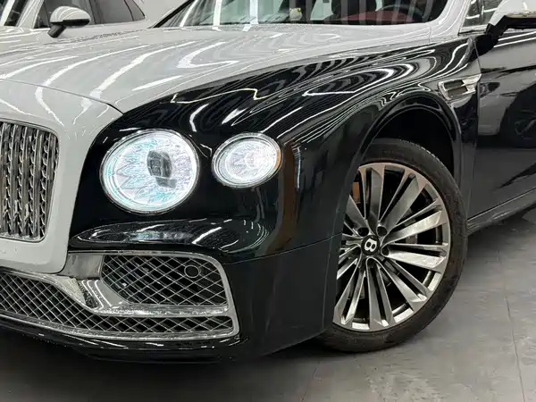 Bentley Flying Spur 2015