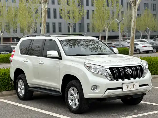 Toyota Prado 2016