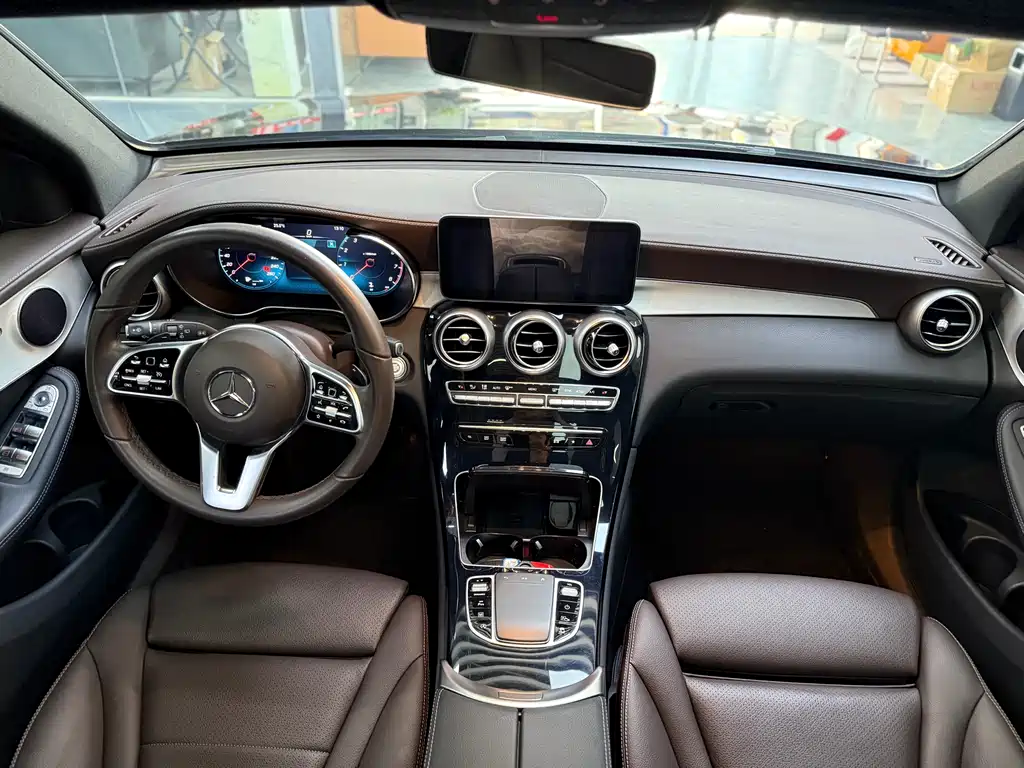 Mercedes-Benz GLC 2022 — фото 11