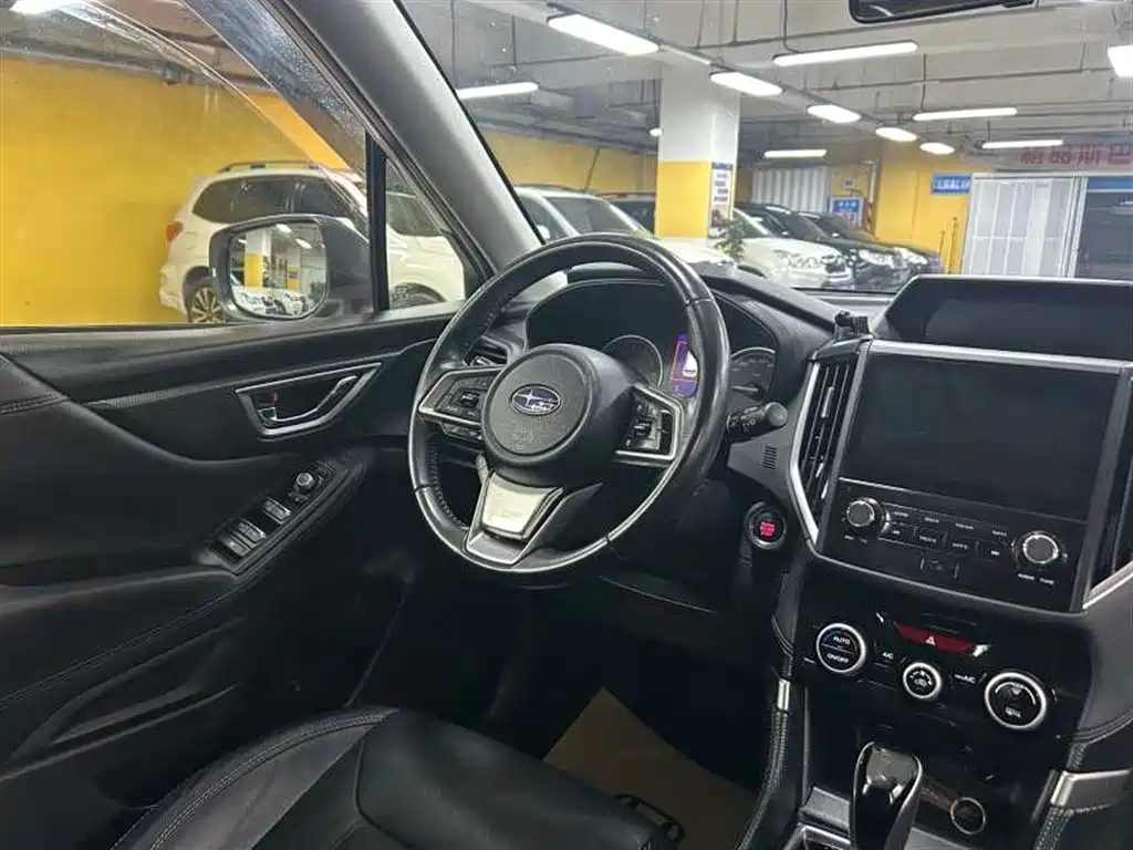 Subaru Forester 2019 — фото 14