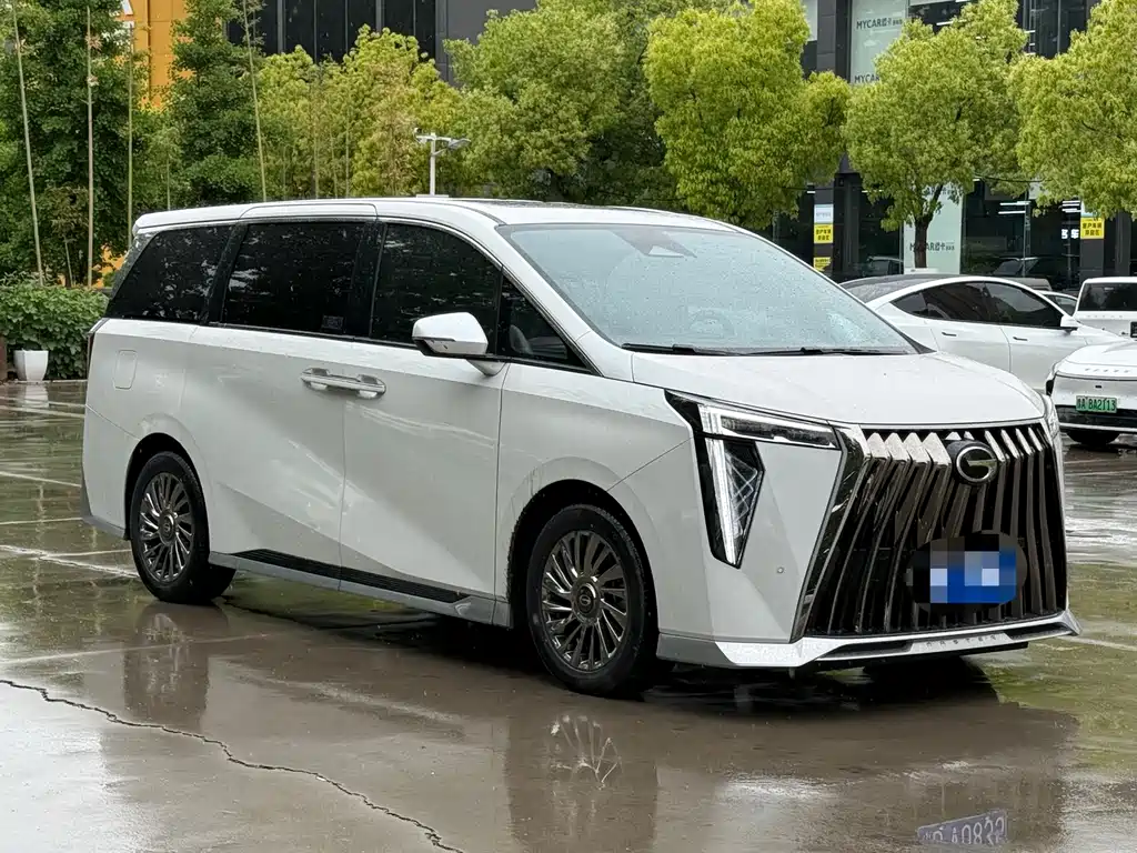 GAC Motor Trumpchi M8 2023 — фото 3