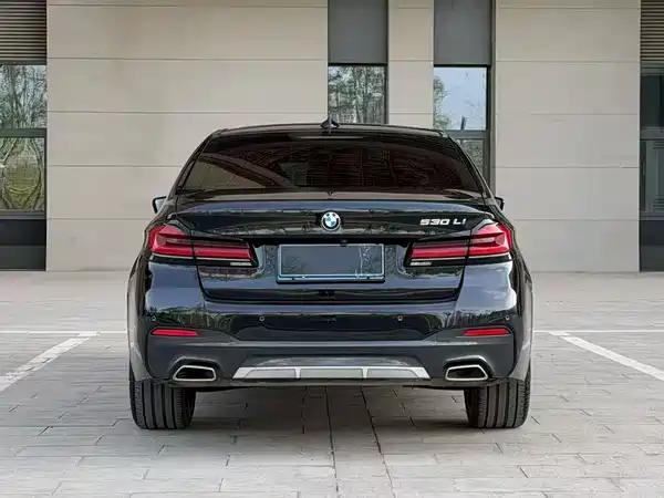 BMW 5 Series 2023