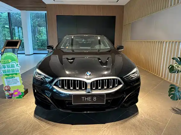 BMW 8 Series 2022