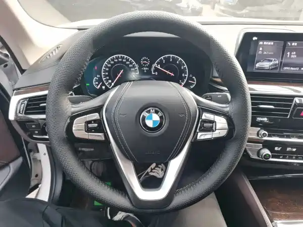BMW 5 Series 2019