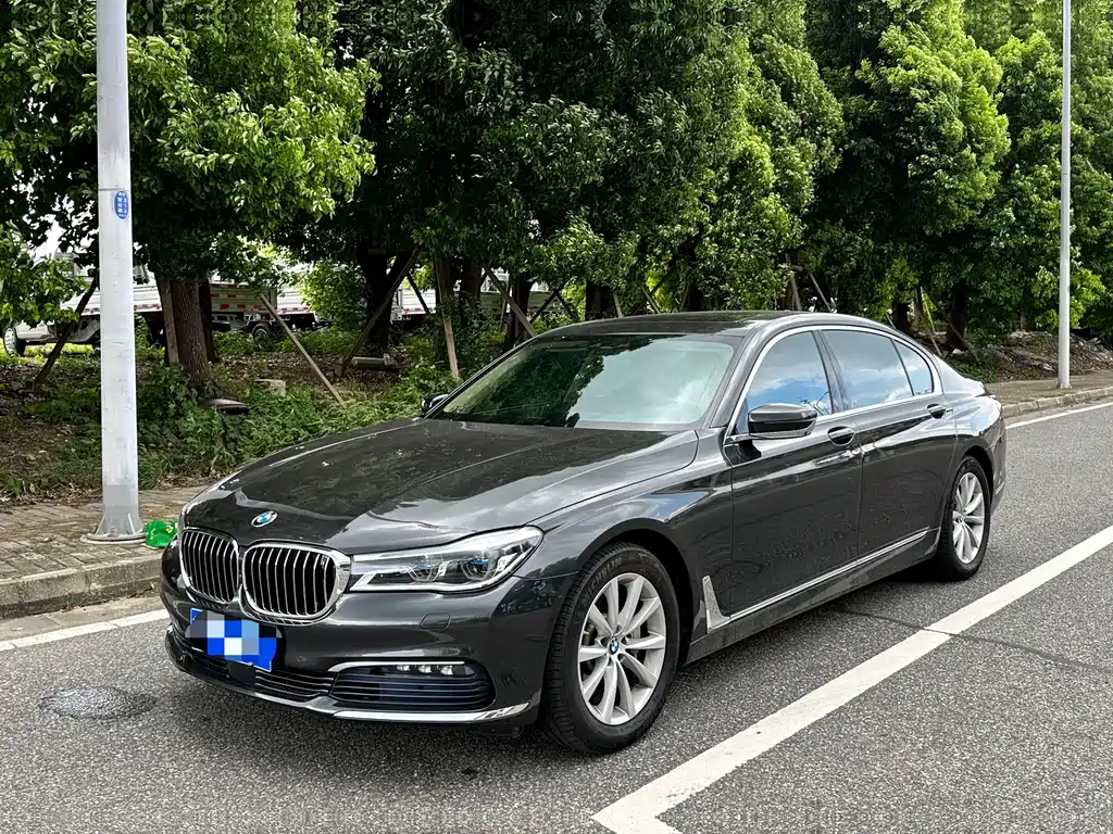BMW 7 Series 2016 — фото 1