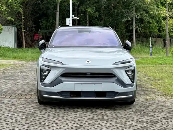 NIO ES6 2021