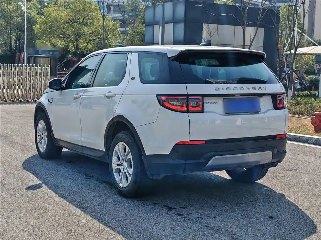 Land Rover Discovery Sport 2021 — фото 24