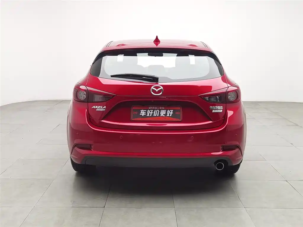 Mazda 3 Axela 2018 — фото 4