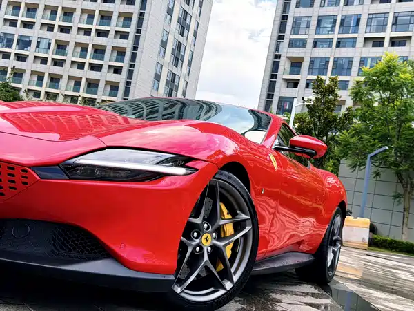 Ferrari Roma 2021