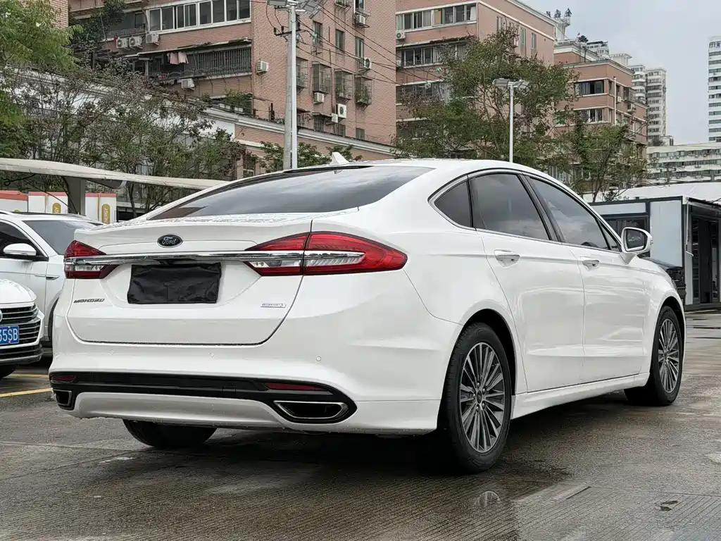 Ford Mondeo 2017 — фото 6