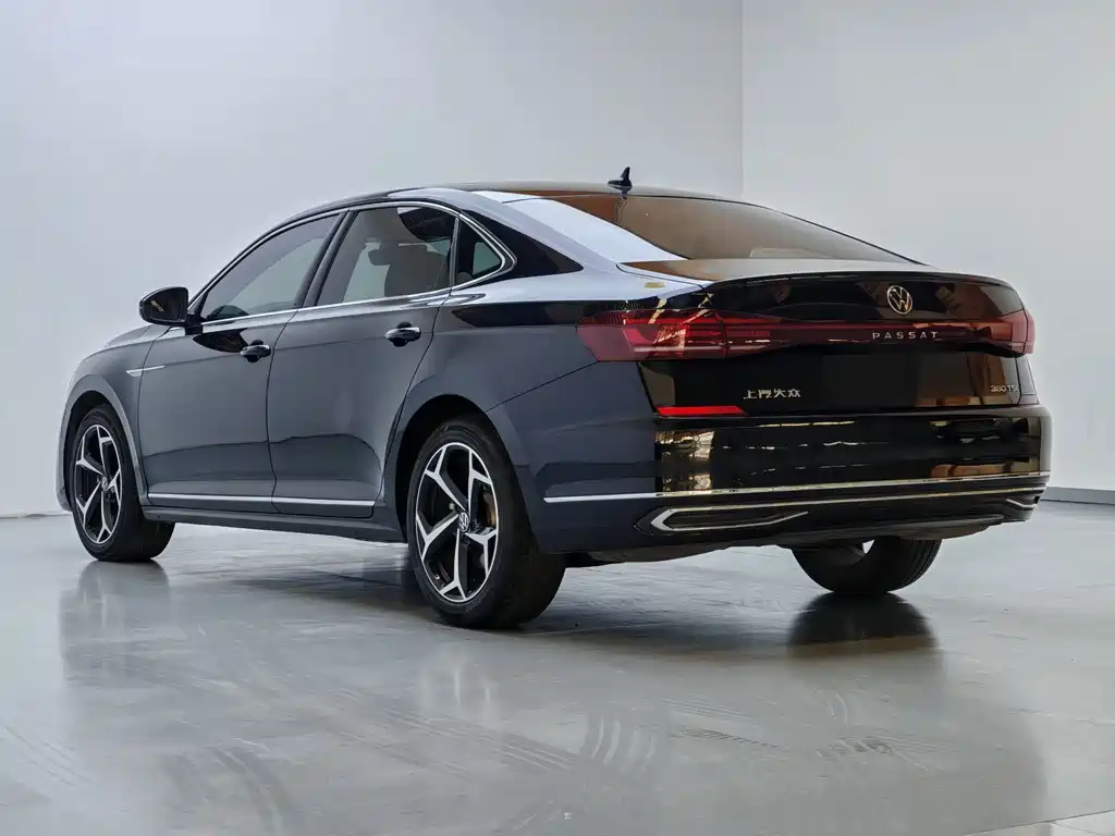 Volkswagen Passat 2024 — фото 10