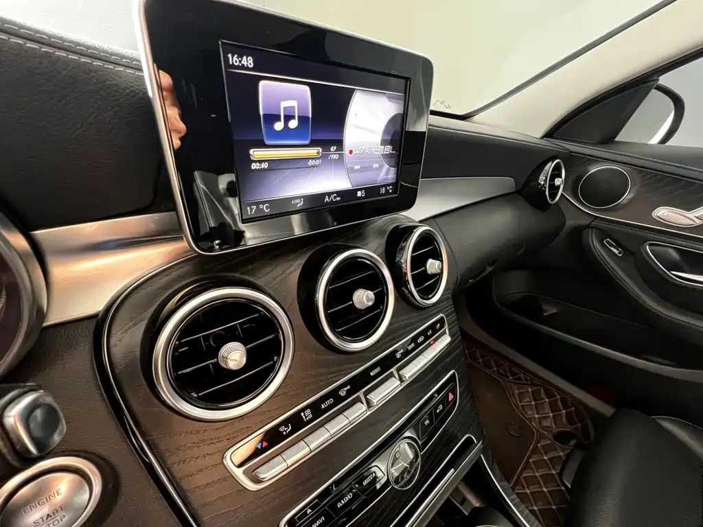 Mercedes-Benz C-Class 2017 — фото 15