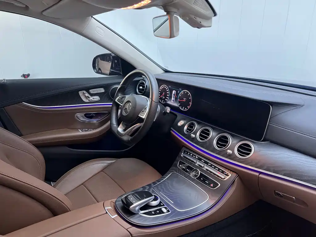 Mercedes-Benz E-Class 2018 — фото 9