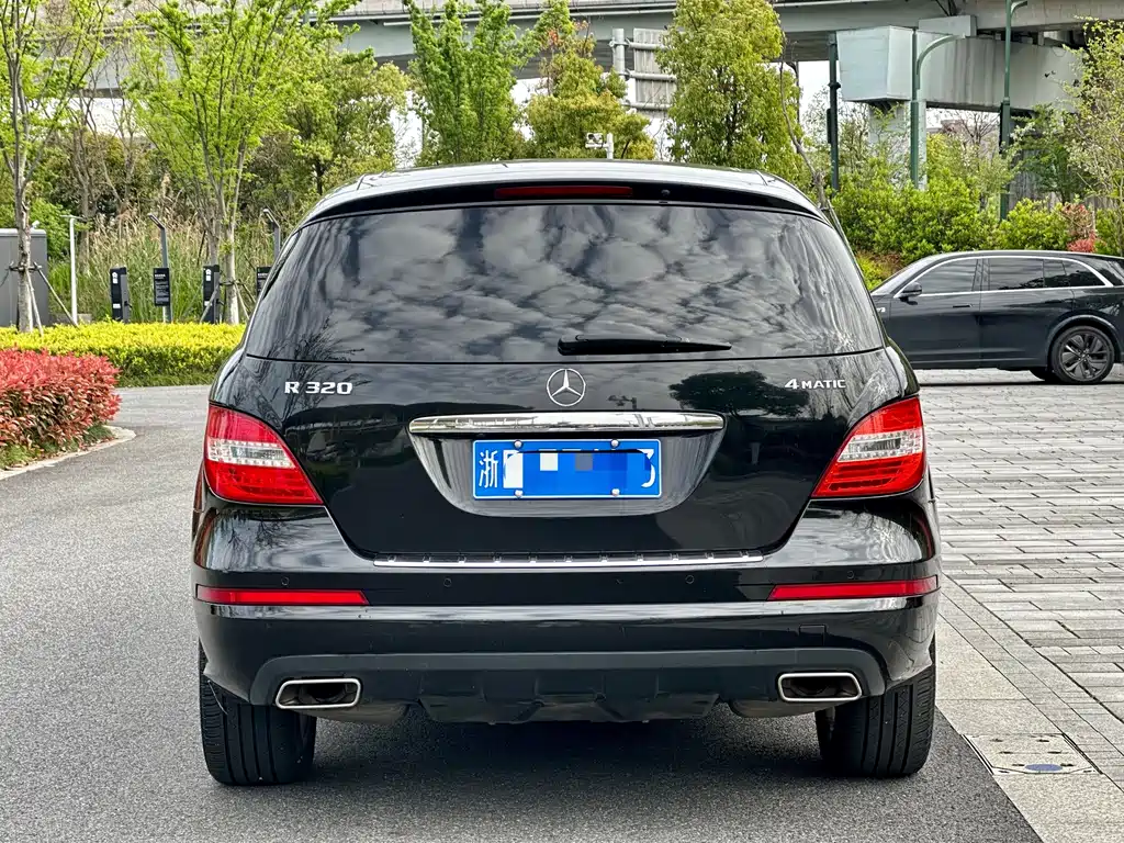 Mercedes-Benz R-Class 2017 — фото 5