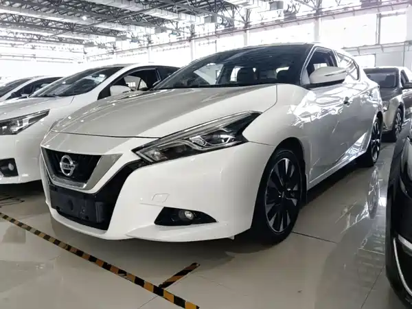 Nissan Bluebird 2018