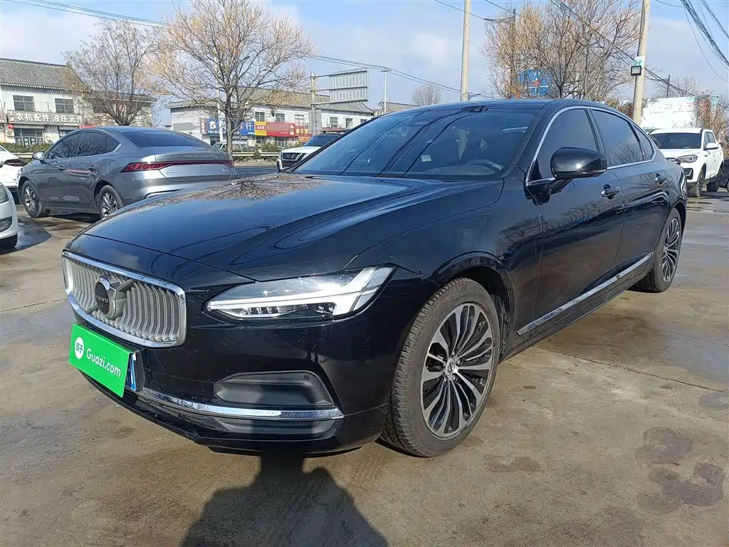 Volvo S90 2022 — фото 1