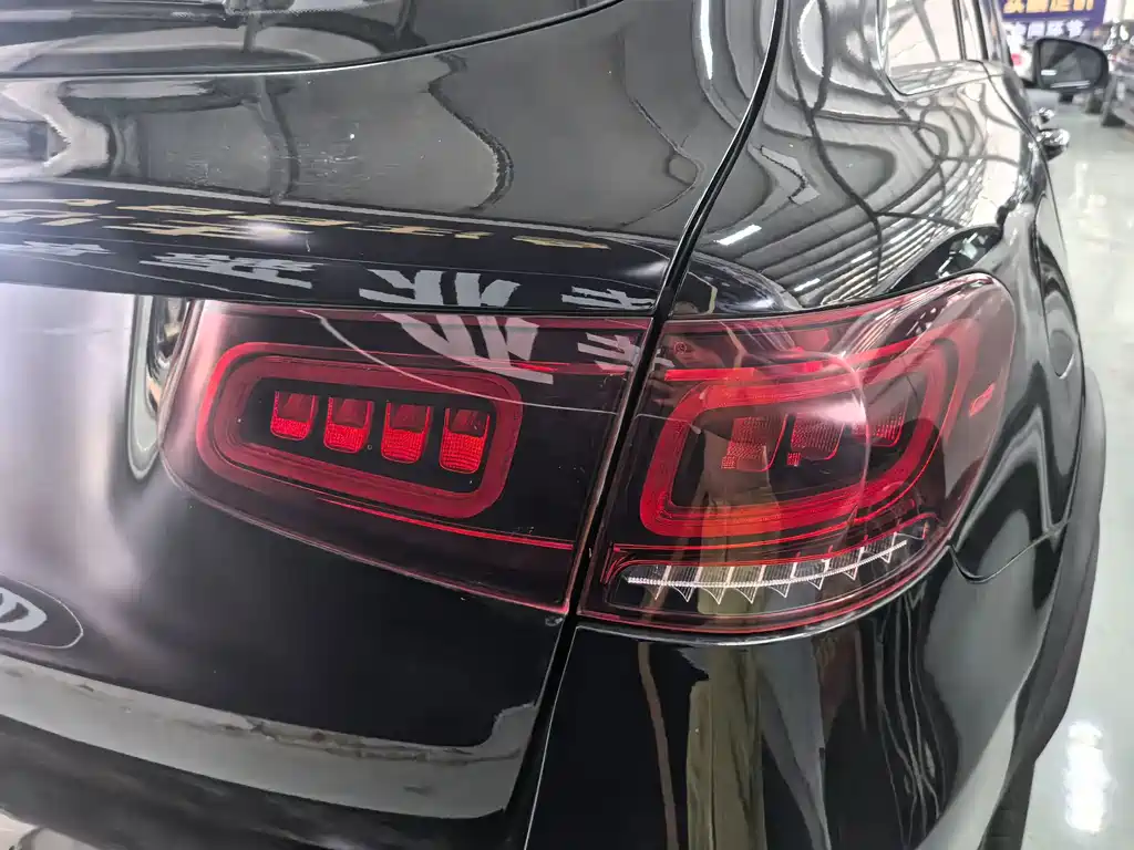 Mercedes-Benz GLC AMG 2021 — фото 15
