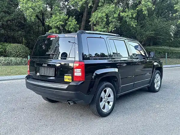 Jeep Freelancer 2014