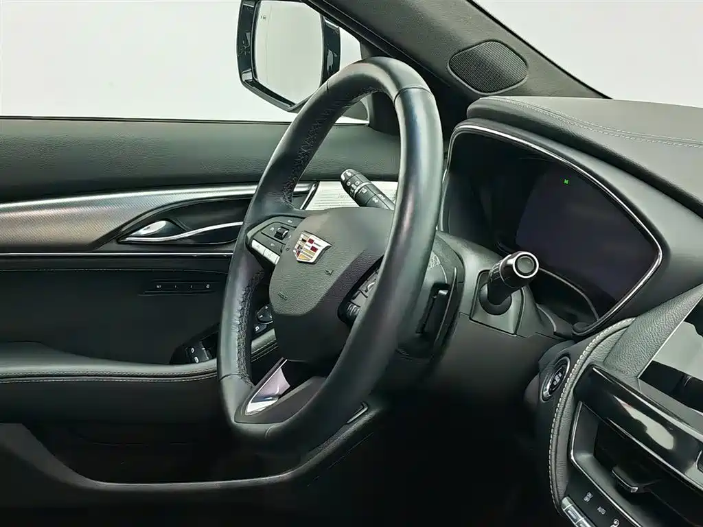 Cadillac CT5 2022 — фото 22