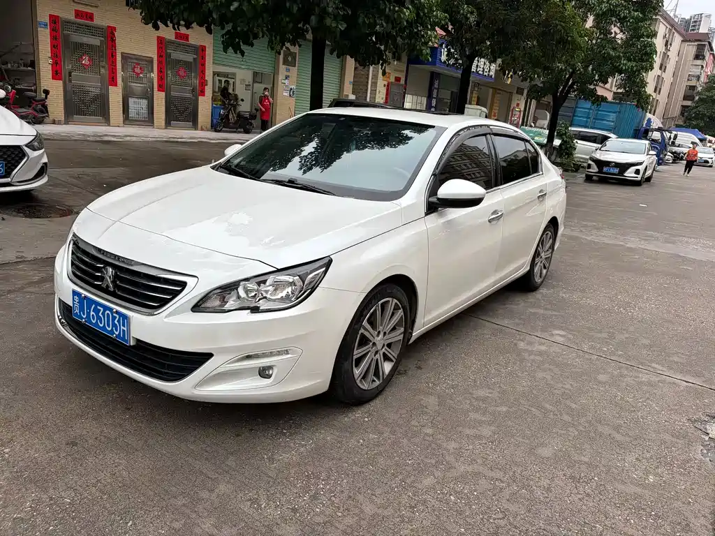Peugeot 408 2016 — фото 1