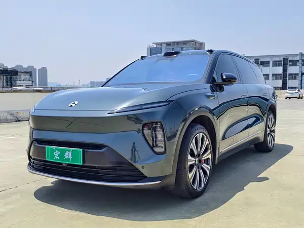 NIO ES8 2023