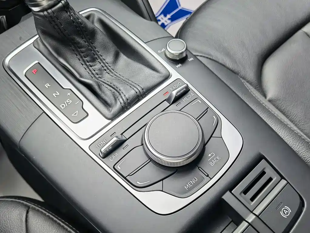Audi A3 2017 — фото 13