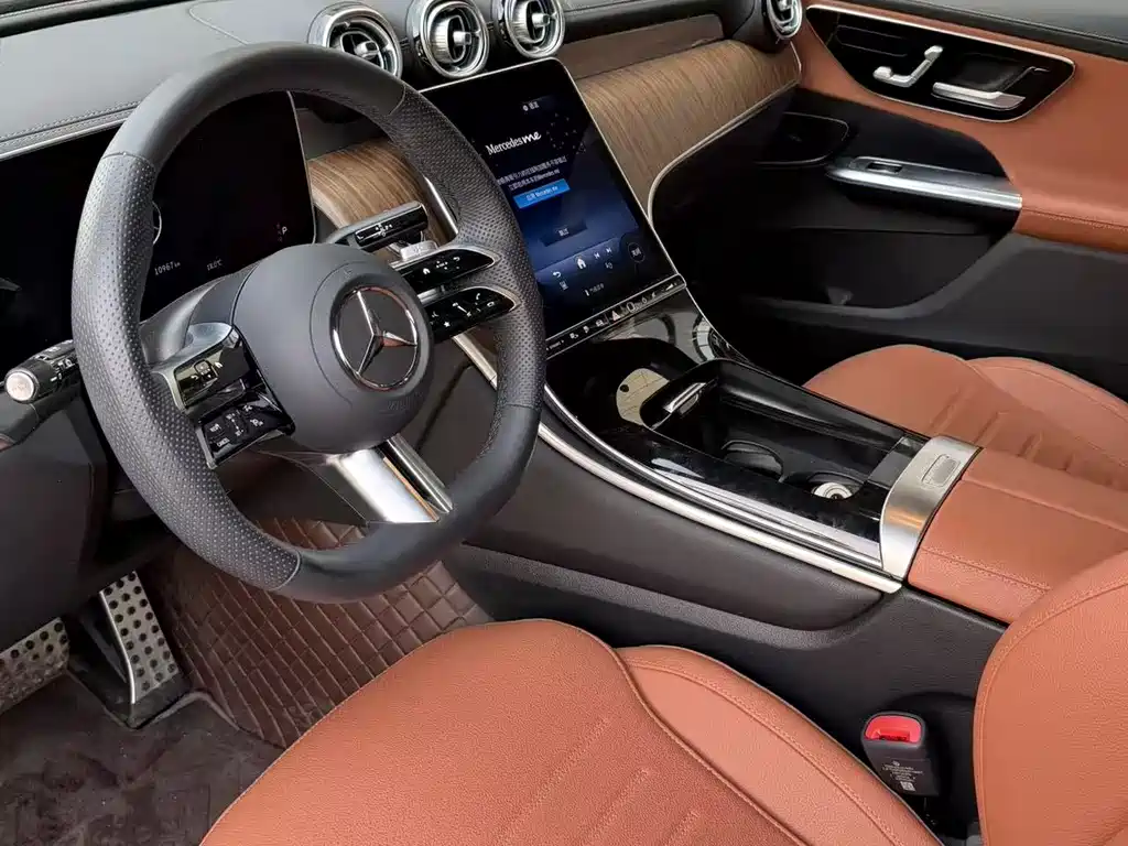 Mercedes-Benz GLC EV 2025 — фото 9