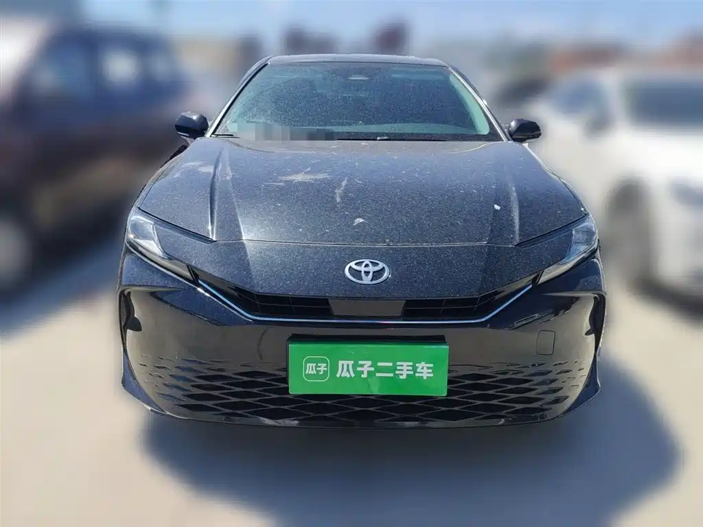 Toyota Camry 2024 — фото 3