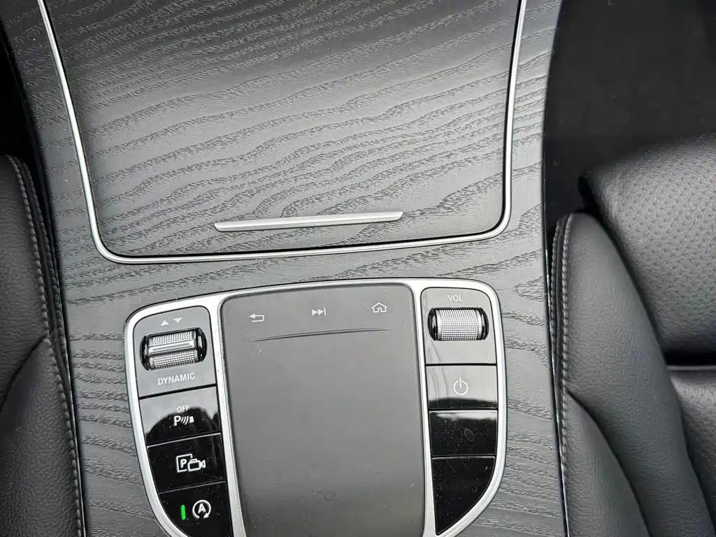 Mercedes-Benz C-Class 2019 — фото 17