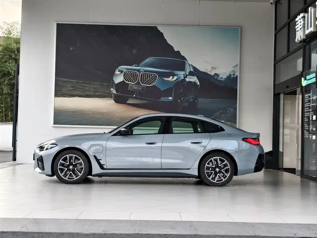 BMW i4 2025 — фото 3