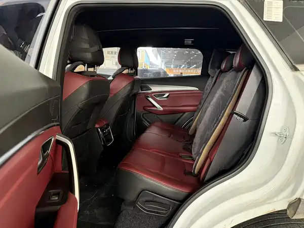 Jetour X70 PLUS 2023