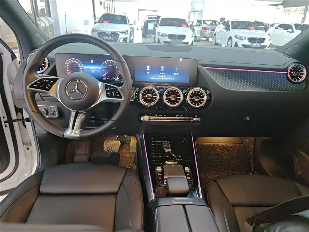 Mercedes-Benz GLA 2024 — фото 10
