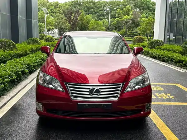 Lexus ES 2011
