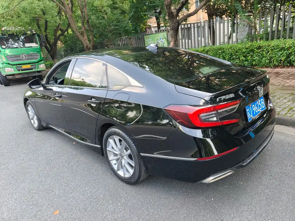 Honda Accord 2021 — фото 8
